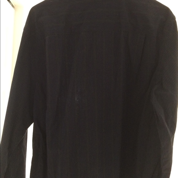Axist Men’s Black/Blue Shirt (L) - Picture 2 of 3